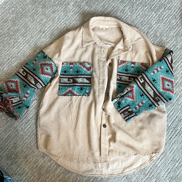 Oversized corduroy button up shirt/shacket - Picture 5 of 6